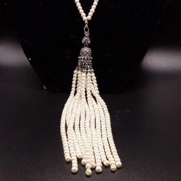 HP: VINTAGE FAUX PEARL TASSEL NECKLACE - Picture 4 of 7